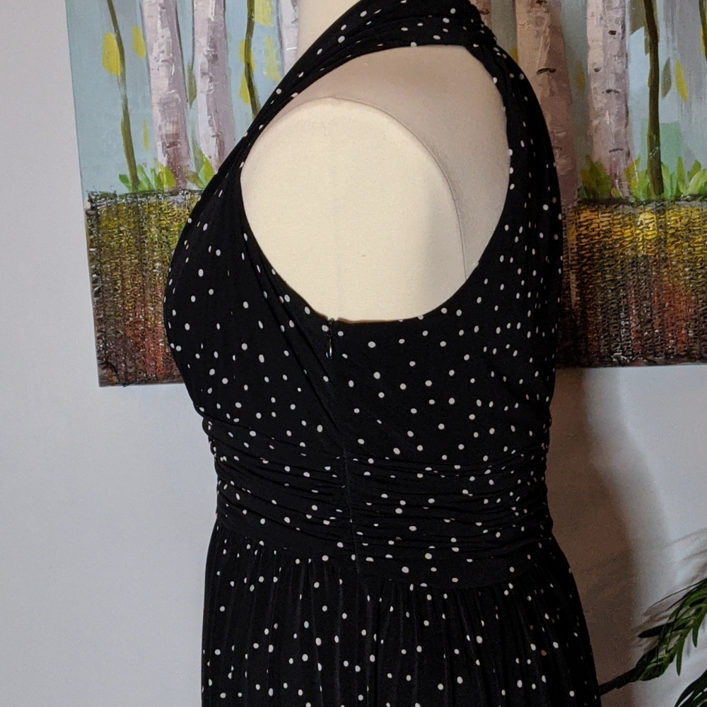 Evan Picone Black and Blue Halter Dress - Picture 4 of 10
